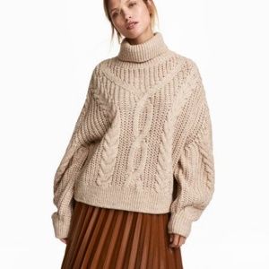 H&M Beige Wool Blend Turtleneck Knit Sweater